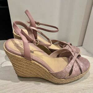 Gucci Mauve Wedge Sandals for Women